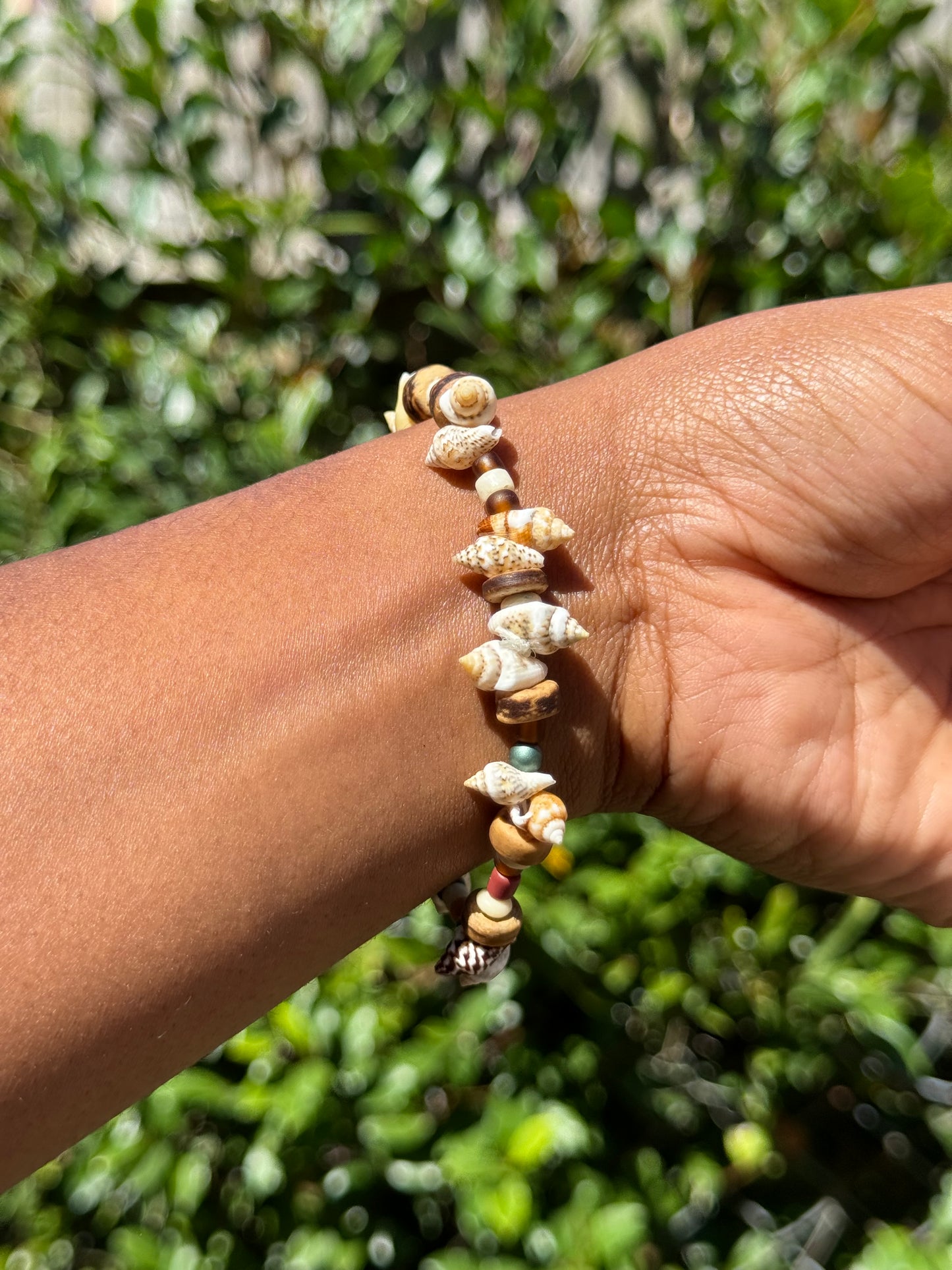 Yonder the Sea Seashell Bracelet